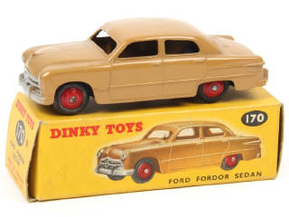 Lot 600 - DINKY TOYS (GB) (1)
