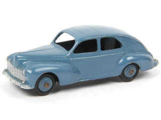 Lot 347 - DINKY TOYS (FRANCE) (1)