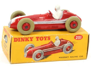 Lot 573 - DINKY TOYS (GB) (1)