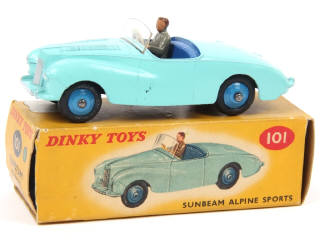 Lot 583 - DINKY TOYS (GB) (1)