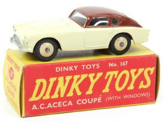 Lot 597 - DINKY TOYS (GB) (1)