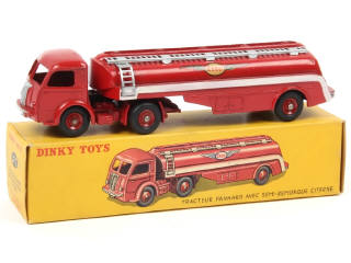 Lot 503 - DINKY TOYS (FRANCE) (1)