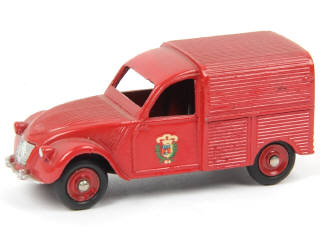Lot 355 - DINKY TOYS (FRANCE) (1)