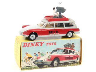 Lot 431 - DINKY TOYS (FRANCE) (1)