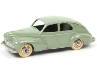 Lot 349 - DINKY TOYS (FRANCE) (1)