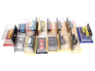 Lot 142 - DIVERS (14)
