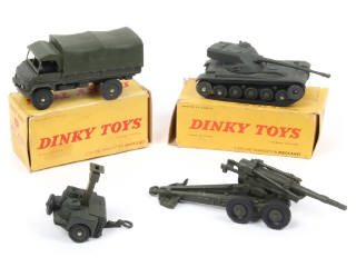 Lot 471 - DINKY TOYS (FRANCE) (4)