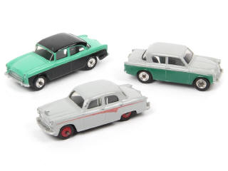 Lot 353 - DINKY TOYS (GB) (3)