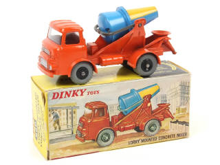 Lot 384 - DINKY TOYS (GB) (1)