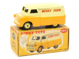 Lot 378 - DINKY TOYS (GB) (1)