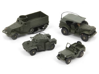 Lot 468 - DINKY TOYS (FRANCE) (4)
