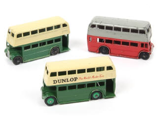 Lot 450 - DINKY TOYS (GB) (3)