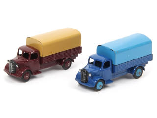 Lot 395 - DINKY TOYS (GB) (2)