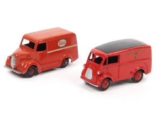 Lot 393 - DINKY TOYS (GB) (2)