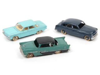 Lot 447 - DINKY TOYS (FRANCE) (3)
