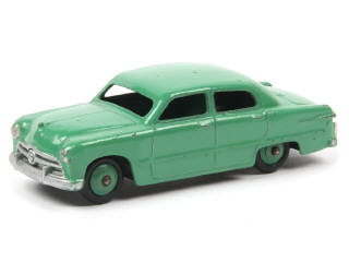 Lot 243 - DINKY TOYS (GB) (1)