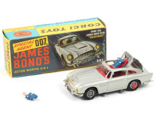 Lot 470 - CORGI TOYS (GB) (1)