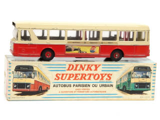 Lot 449 - DINKY TOYS (FRANCE) (1)