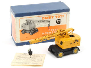 Lot 691 - DINKY TOYS (GB) (1)