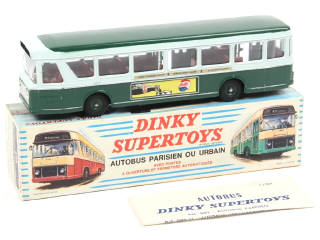Lot 579 - DINKY TOYS (FRANCE) (1)