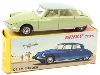 Lot 458 - DINKY TOYS (FRANCE) (1)