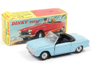 Lot 522 - DINKY TOYS (FRANCE) (1)