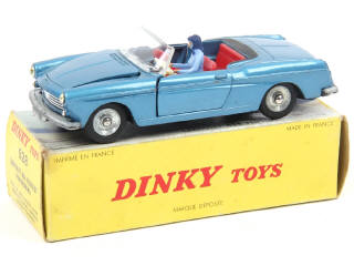 Lot 541 - DINKY TOYS (FRANCE) (1)