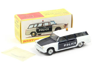 Lot 543 - DINKY TOYS (FRANCE) (1)
