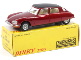 Lot 548 - DINKY TOYS (FRANCE) (1)