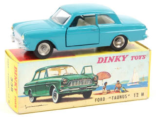 Lot 527 - DINKY TOYS (FRANCE) (1)