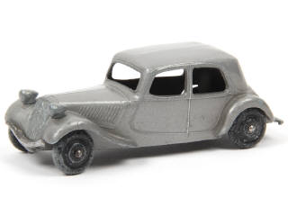 Lot 442 - DINKY TOYS (FRANCE) (1)