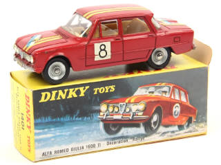 Lot 532 - DINKY TOYS (FRANCE) (1)