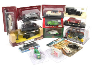 Lot 214 - DIVERS (15)