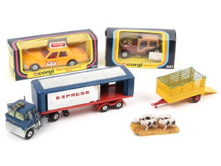 Lot 378 - CORGI TOYS (GB) (4)