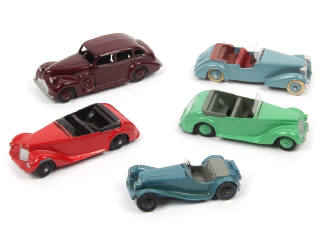 Lot 441 - DINKY TOYS (GB) (5)