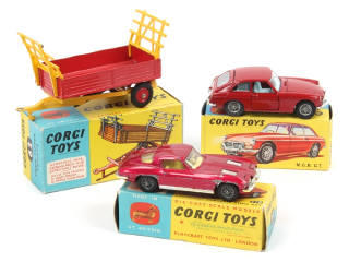 Lot 377 - CORGI TOYS (GB) (3)