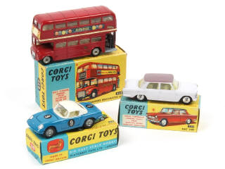Lot 376 - CORGI TOYS (GB) (3)