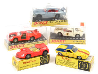 Lot 437 - DINKY TOYS (GB) (5)