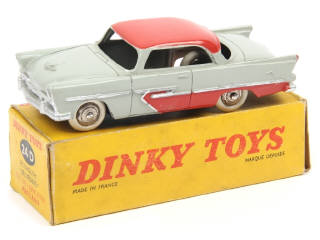 Lot 462 - DINKY TOYS (FRANCE) (1)