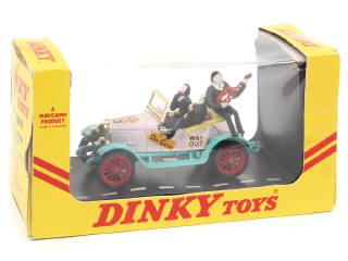 Lot 414 - DINKY TOYS (GB) (1)