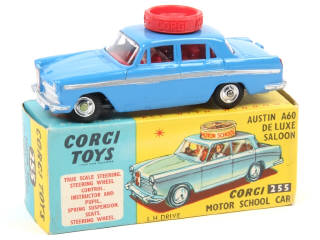 Lot 412 - CORGI TOYS (GB) (1)