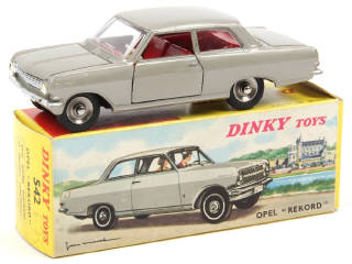 Lot 501 - DINKY TOYS (FRANCE) (1)