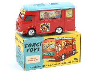 Lot 437 - CORGI TOYS (GB) (1)