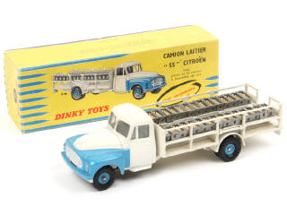 Lot 582 - DINKY TOYS (FRANCE) (1)
