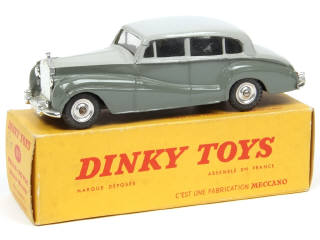 Lot 483 - DINKY TOYS (FRANCE) (1)
