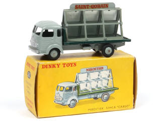 Lot 575 - DINKY TOYS (FRANCE) (1)