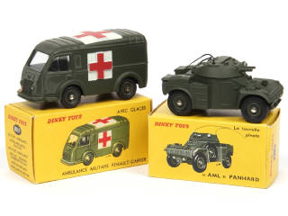 Lot 606 - DINKY TOYS (FRANCE) (2)