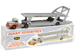 Lot 588 - DINKY TOYS (FRANCE) (1)