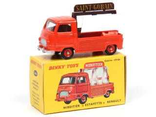 Lot 529 - DINKY TOYS (FRANCE) (1)