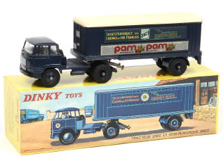 Lot 589 - DINKY TOYS (FRANCE) (1)
